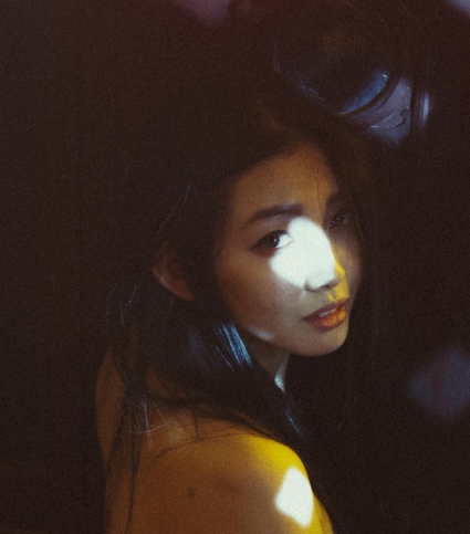 转载百度云夏暮光诱惑合集141V6.45G，四人游激烈场景