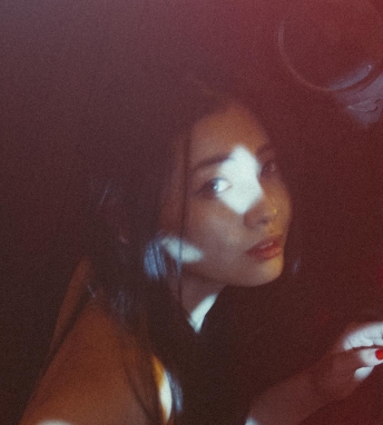 转载百度云夏暮光诱惑合集141V6.45G，四人游激烈场景