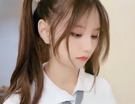 91茄子清纯黑森林阿雅最新无水印合集26V9.5G，自拍乱来剧情