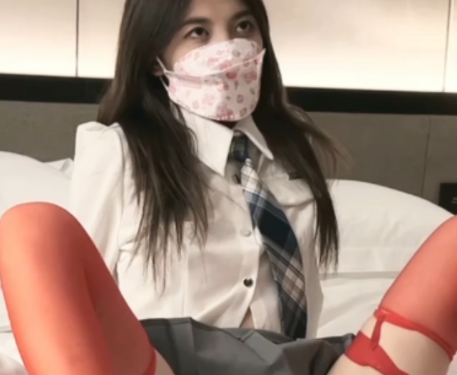 指教靓女小二先生视频合集854部32.8G，包含创可贴贴24K