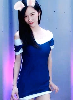 虎牙女主播小小兔性感合集30部50G太撩人