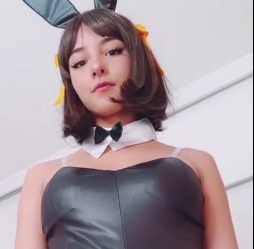 抖音蜜桃臀自拍合集69部1.53G太火爆了