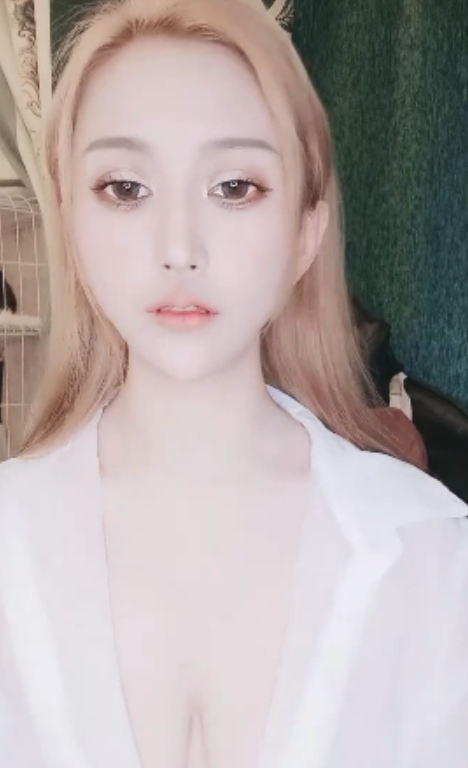 推特凯瑟琳魅妖视频合集38部41G太丰满了