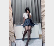 推特嫩萝L自拍17V合集5.1G太感觉了