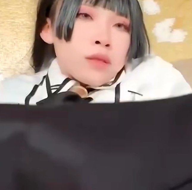 推特Tokar浵卡塑心足艺视频1.48G黑丝诱惑