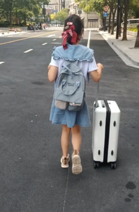 推特LovELolita7驯狗向53部70G优质资源