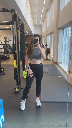 俄罗斯给力热辣媚黑夫妻指教254部合集70G