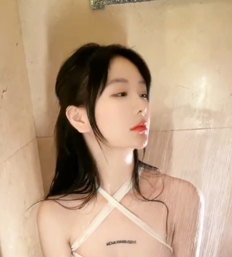 秀人网谢小蒽福利视频合集271部28G，丰韵撩人