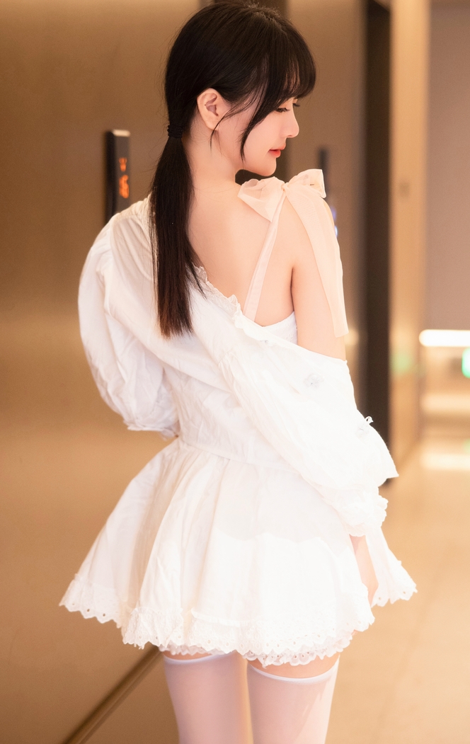 秀人网谢小蒽福利视频合集271部28G，丰韵撩人