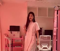 自拍平台小野猫KIKI酱精选合集1[6V5.2G]，多样风格，悬赏热潮