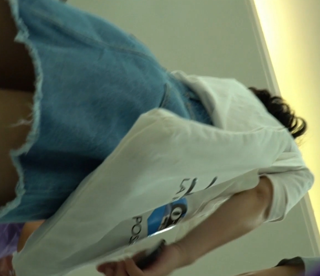 神秘主角：商场步行街CD65V8.83G，收藏36，百度115