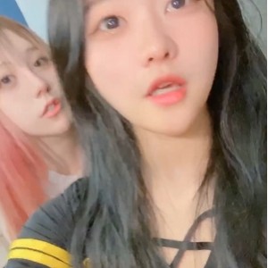 推特miko童颜大罩杯41部9.1G深夜剧场太顶了