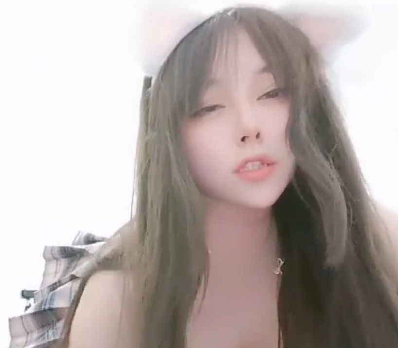 推特miko童颜大罩杯41部9.1G深夜剧场太顶了