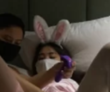 推特别传隔壁小哥大神合集14G口罩女神太诱惑