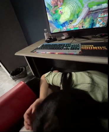 B站露露酱强制喷泉视频合集88部50G太疯狂了