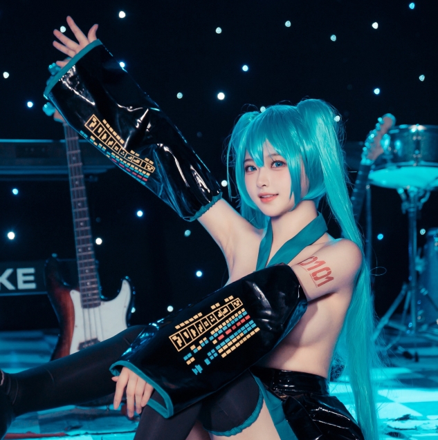 某站白莉甜美暴击日常合集40套15.1G双马尾