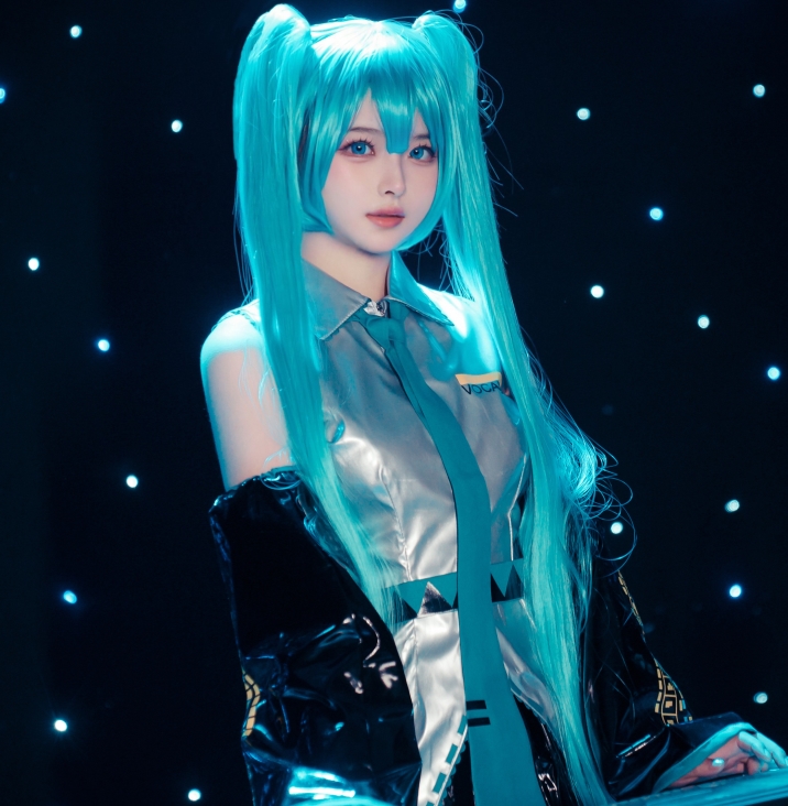 某站白莉甜美暴击日常合集40套15.1G双马尾