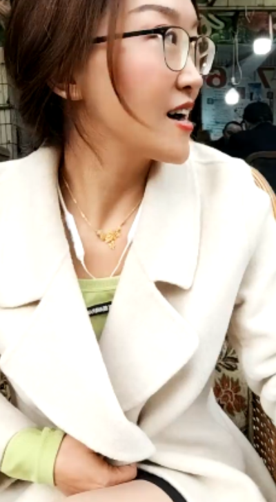 眼镜骚妇瑶瑶户外视频6部2.65G老头围观现场