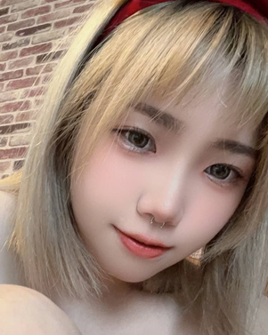 推特Lunana福利视频21部2.85G优质珍藏