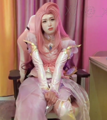 邢曦月伪娘TS感觉视频1部424MB网盘资源