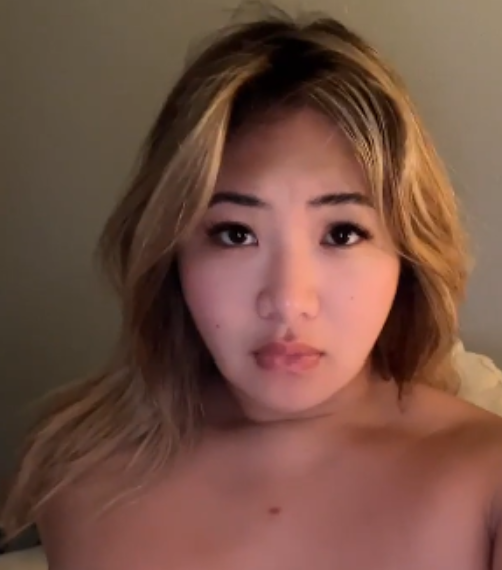 销魂RocketReyna推特自拍视频1部122.6MB太诱人