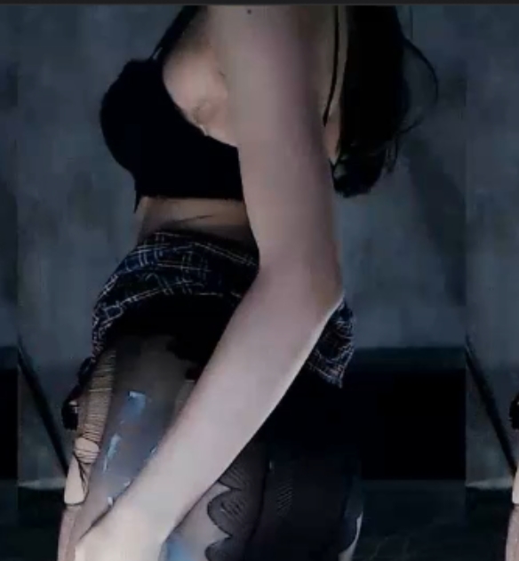 红人小虾虾虎牙热舞视频6部936MB太烧了