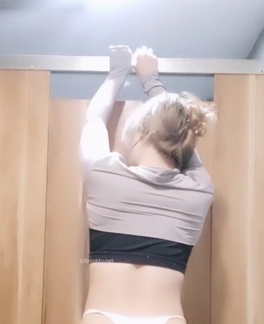 桃桃健身私教蜜桃臀合集88部50G太顶了