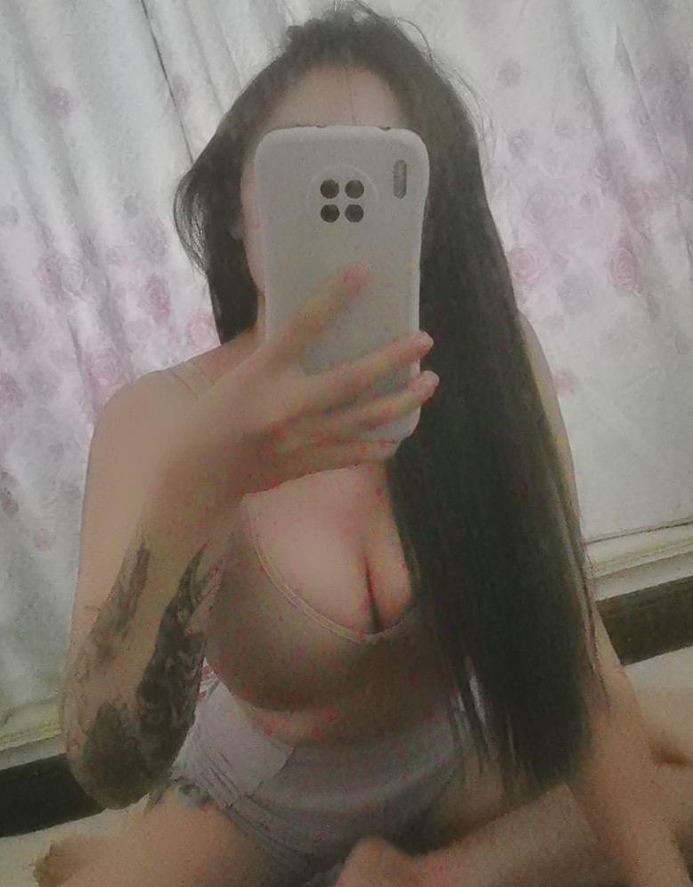 半梦绝密福利24部500M推特展示