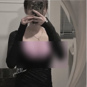 OFmo_zzi私拍珍藏50G多部