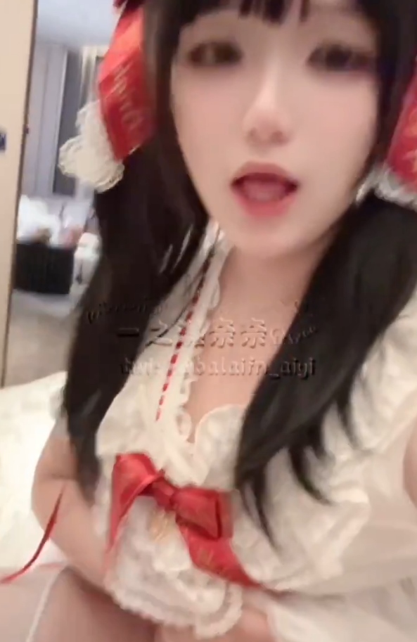 推特小亦无敌私拍122部377M纯欲天花板