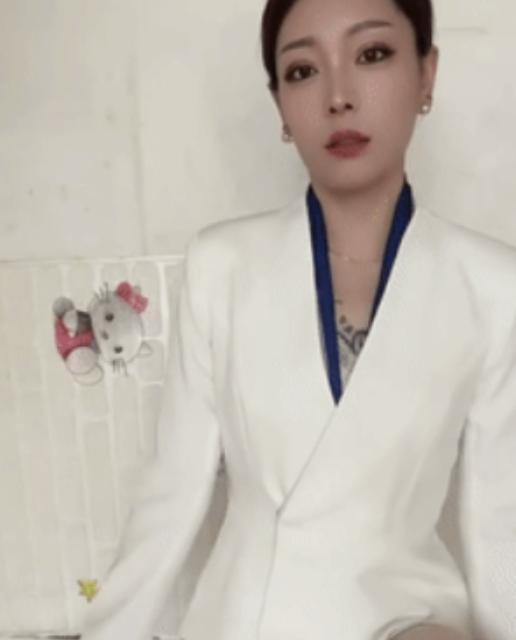 抖音小乖乖女最新展示视频合集3v326M太撩人